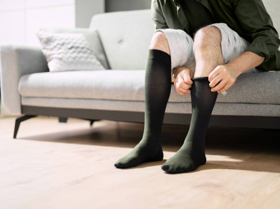 Compressietherapie-aan-huis-steunkousen